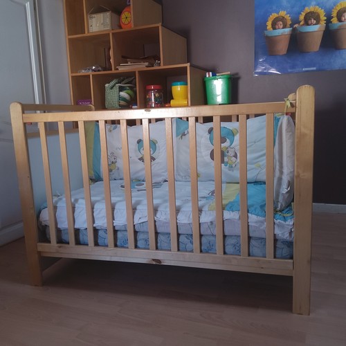 Lit bébé barreaux en - de, à